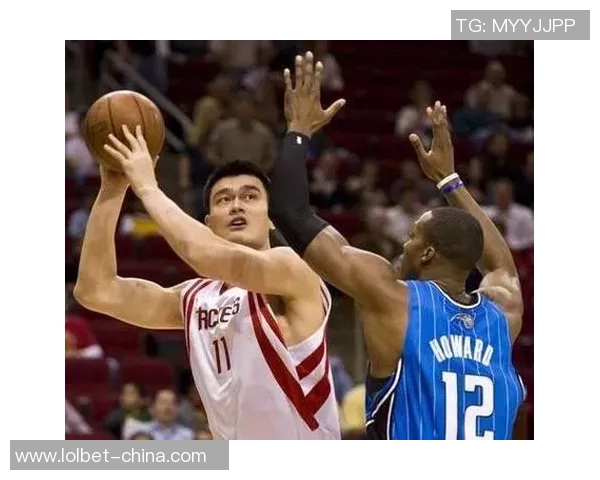 姚明与邓肯的传球艺术：篮球场上的默契与智慧交融