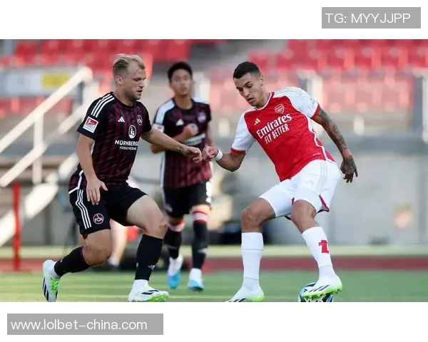 巴萨逆转AC米兰3-2夺足总杯决胜帽子戏法点燃全场激情