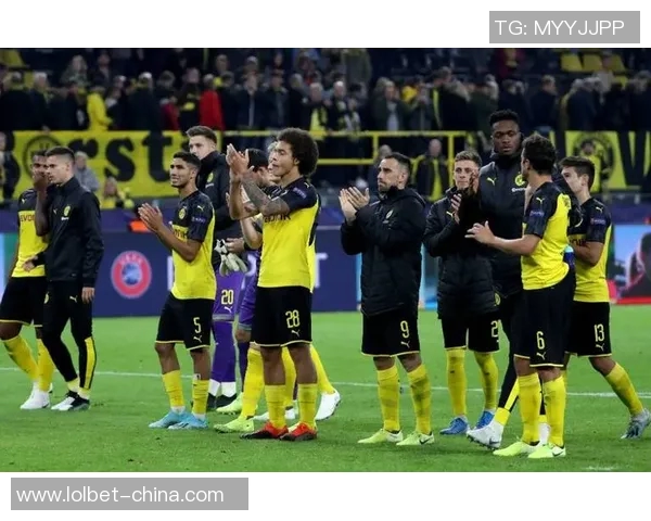 德甲惊天冷门多特蒙德4-0狂胜拜仁引发全场震动