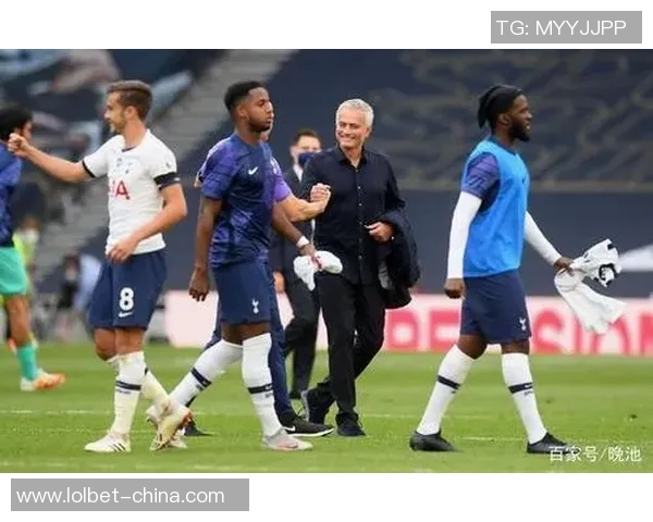 意甲精彩对决阿森纳轻取里昂全场战术解析与精彩瞬间回顾 意甲精彩对决阿森纳轻取里昂全场战术解析与精彩瞬间回顾