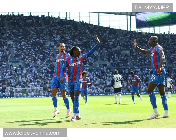 热刺友谊赛大胜阿森纳三球逆转引发转会传闻热潮 热刺友谊赛大胜阿森纳三球逆转引发转会传闻热潮